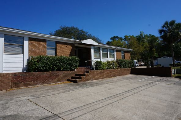 1755 University Blvd W, Jacksonville, FL 32217